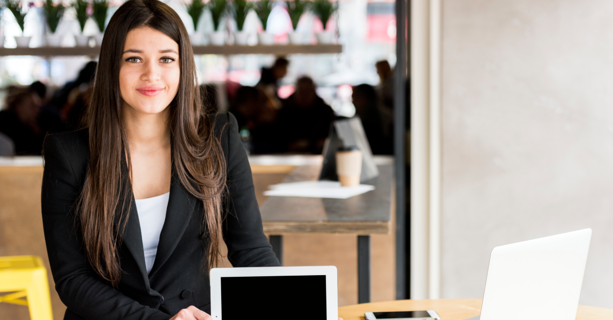 Versa Cloud ERP - Blog Why Supply Chains Still React Instead of Respond in Real Time  %Post Title,